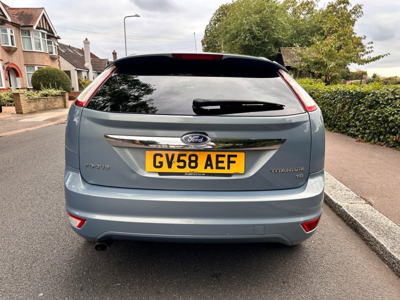 FORD FOCUS