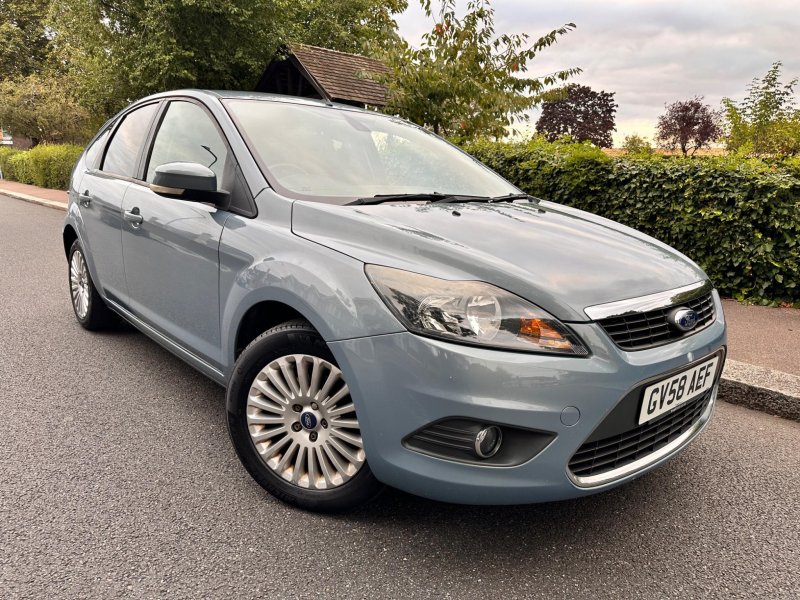 View FORD FOCUS 1.8 Titanium 5dr