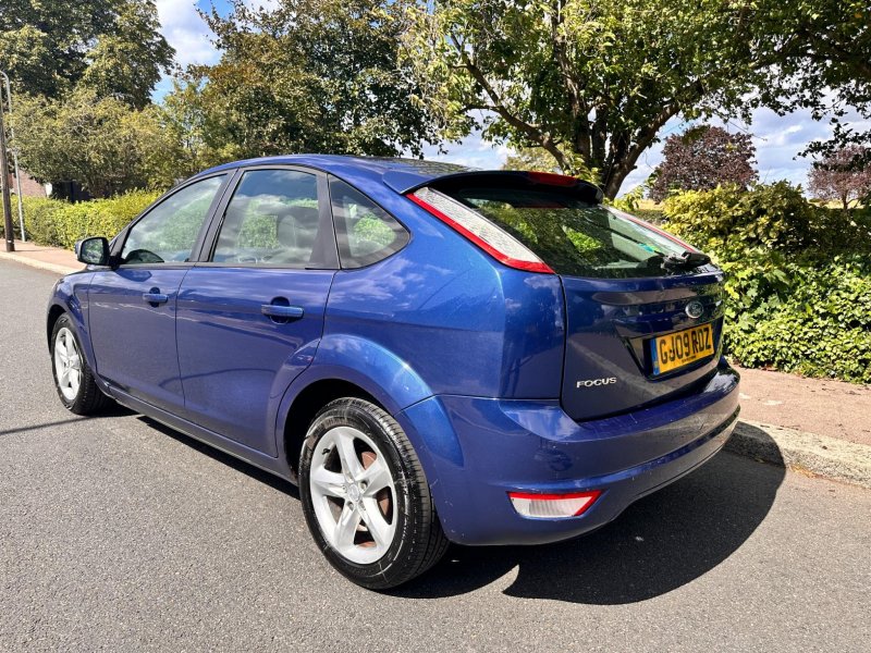 FORD FOCUS
