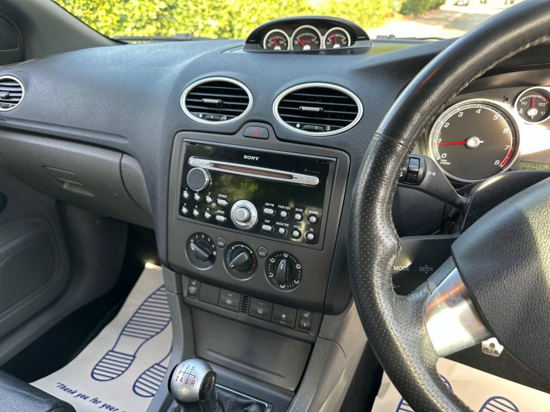 FORD FOCUS