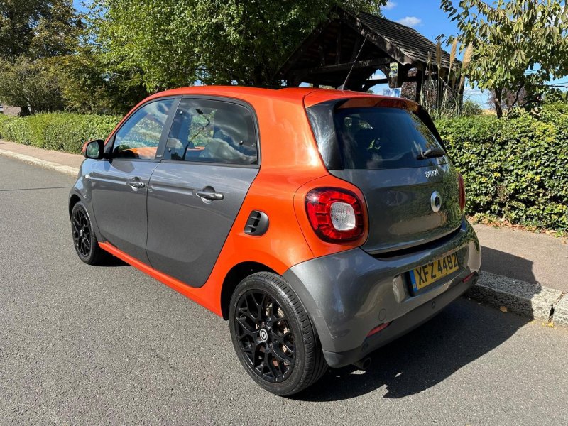 SMART FORFOUR