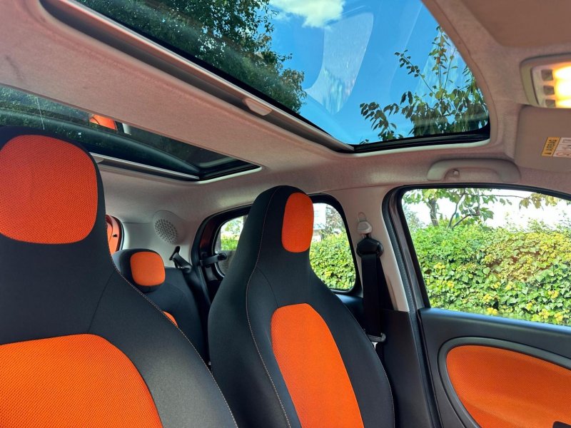 SMART FORFOUR