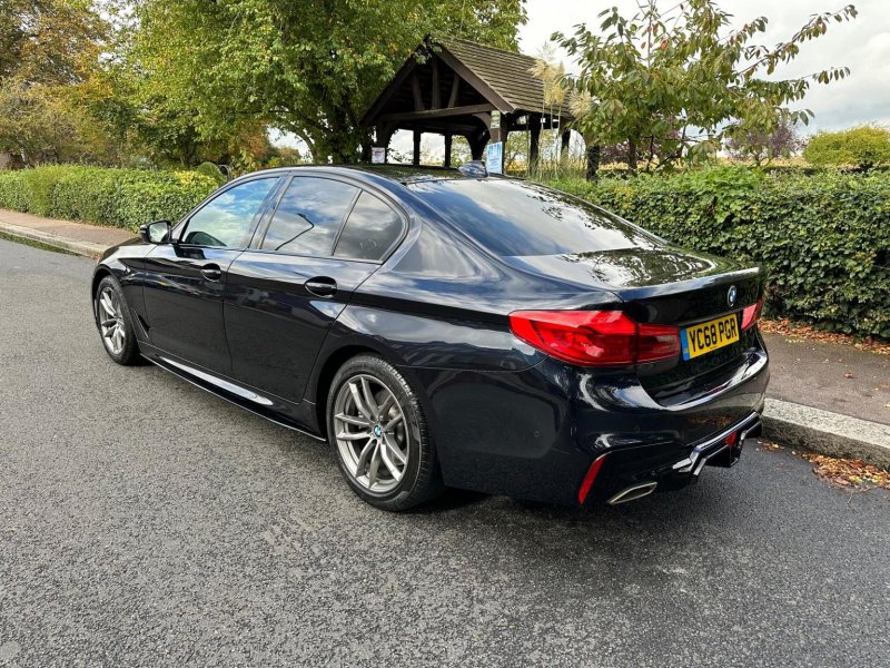 BMW 5 SERIES