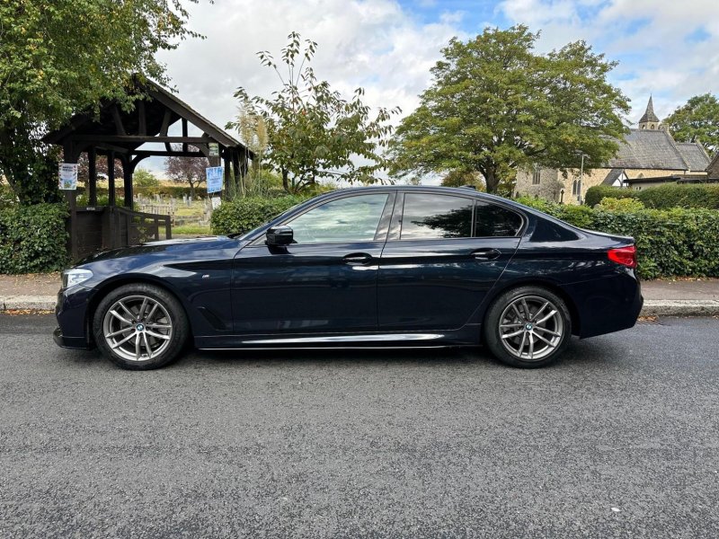 BMW 5 SERIES