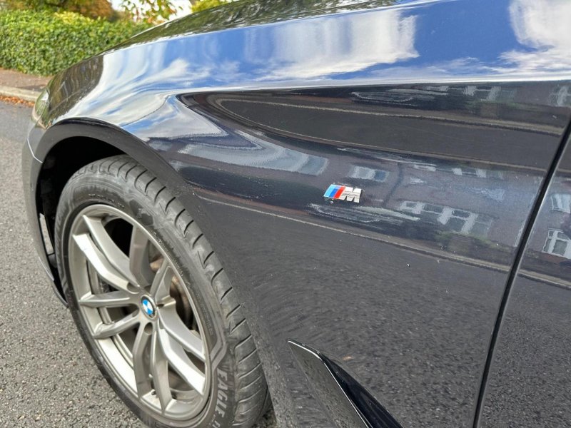 BMW 5 SERIES