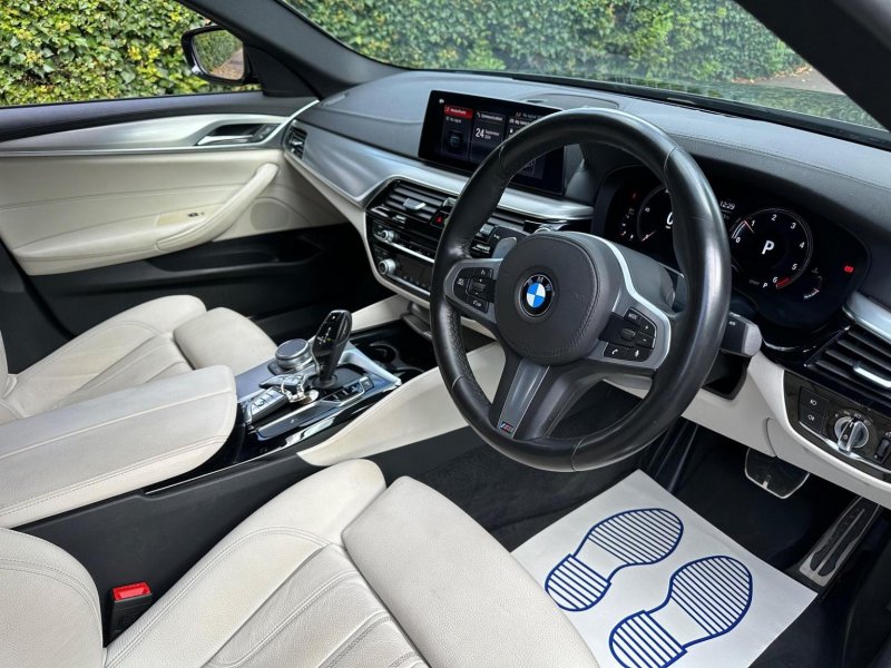 BMW 5 SERIES