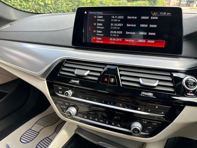 BMW 5 SERIES