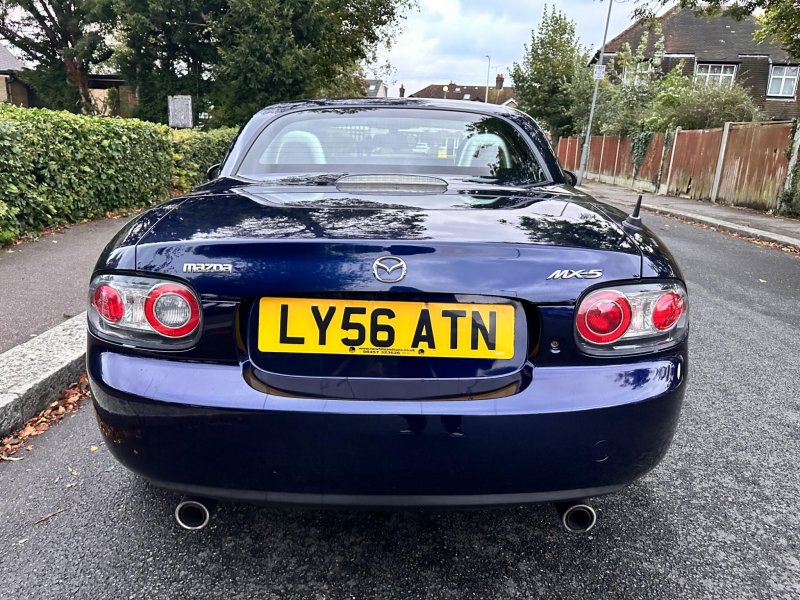 MAZDA MX-5