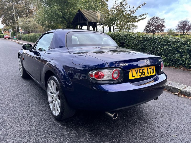 MAZDA MX-5
