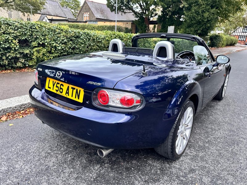 MAZDA MX-5