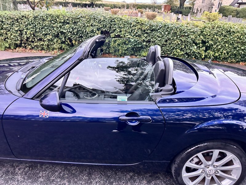 MAZDA MX-5