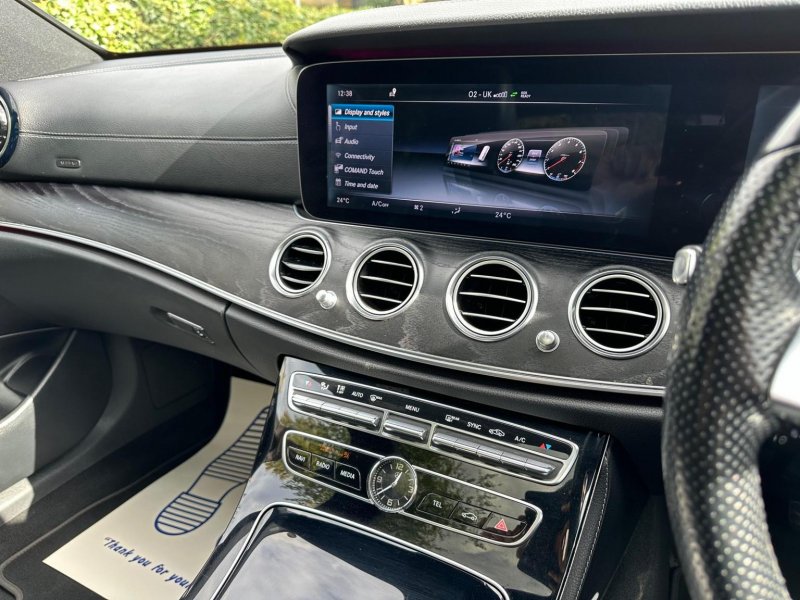 MERCEDES-BENZ E CLASS