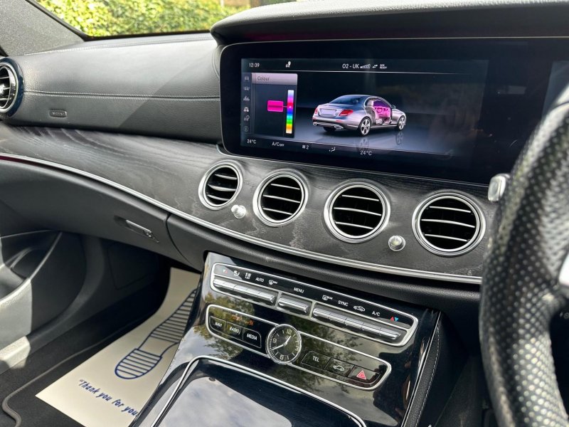 MERCEDES-BENZ E CLASS