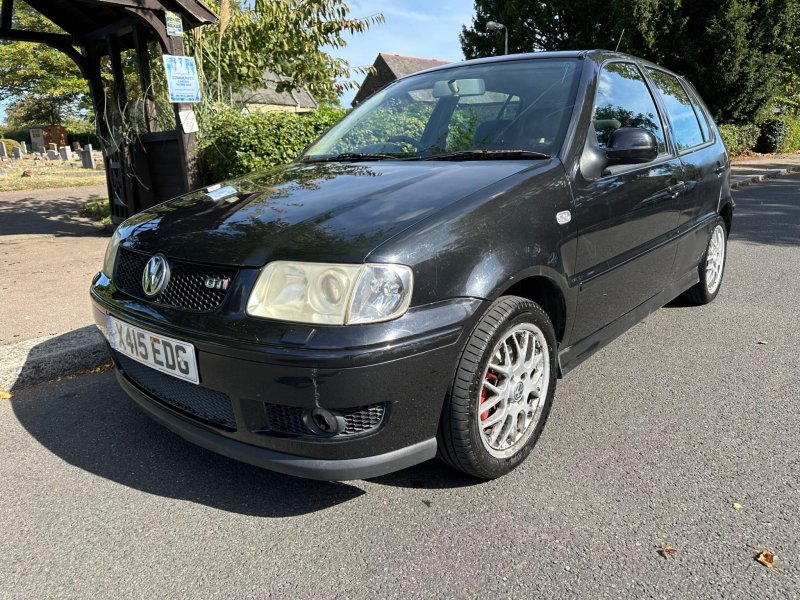 VOLKSWAGEN POLO