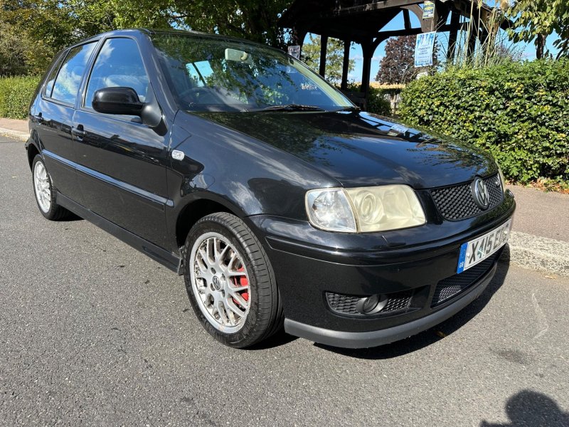 VOLKSWAGEN POLO