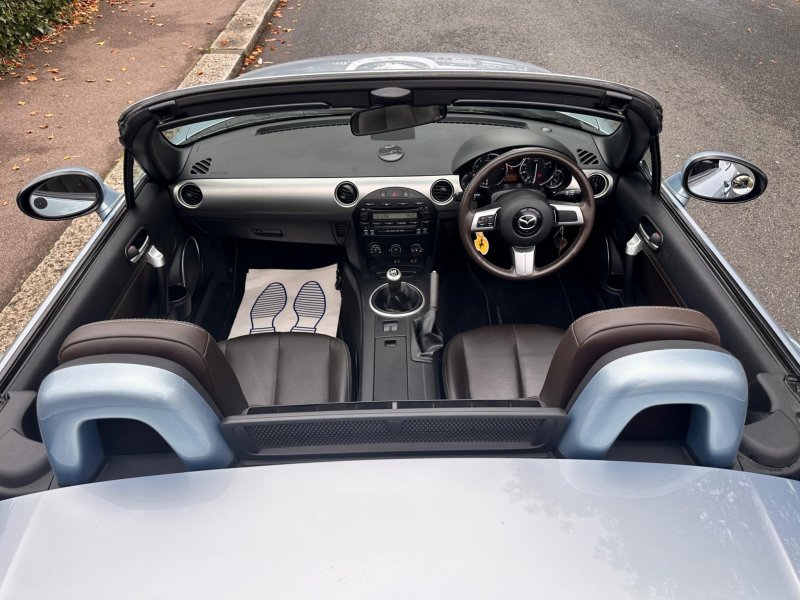MAZDA MX-5