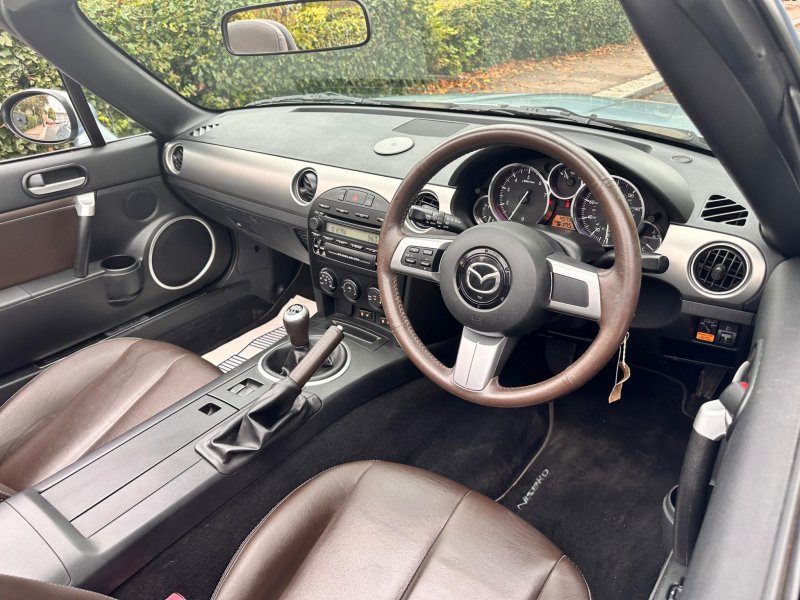 MAZDA MX-5