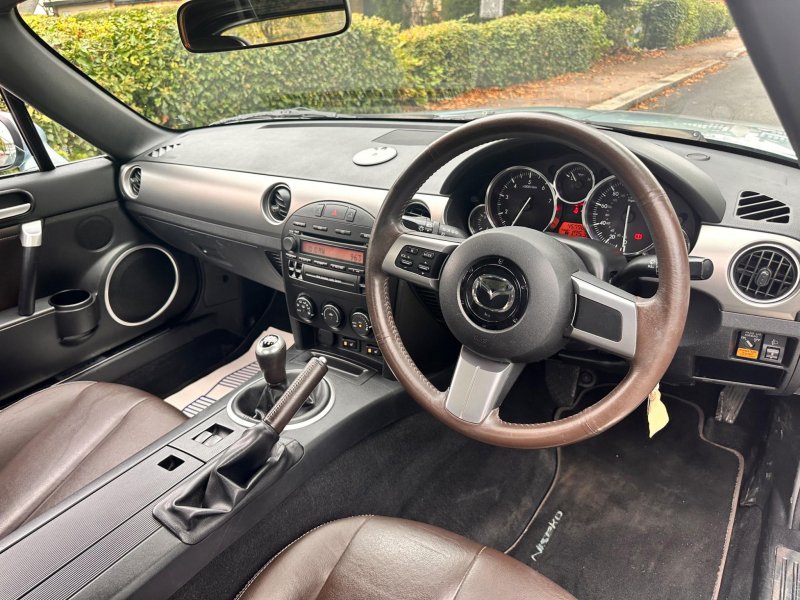 MAZDA MX-5