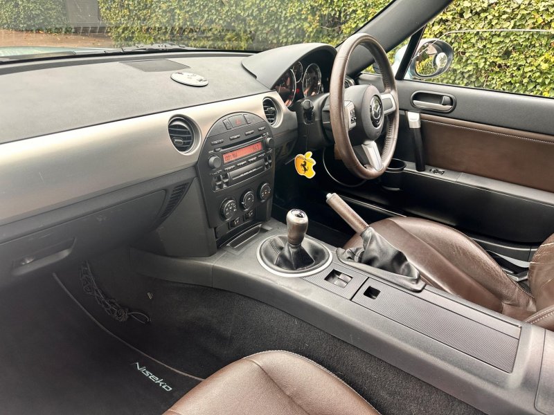 MAZDA MX-5
