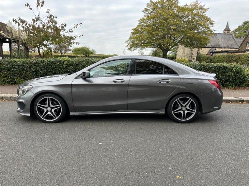 MERCEDES-BENZ CLA