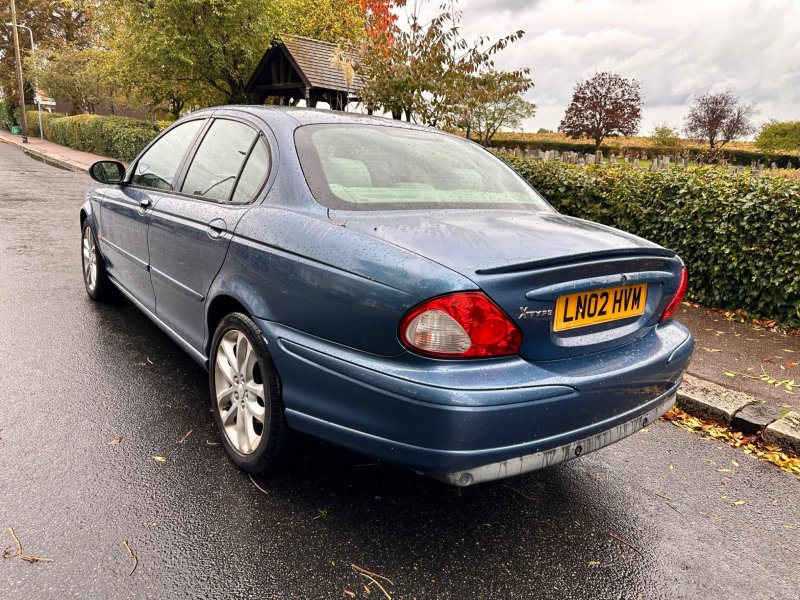 JAGUAR X-TYPE