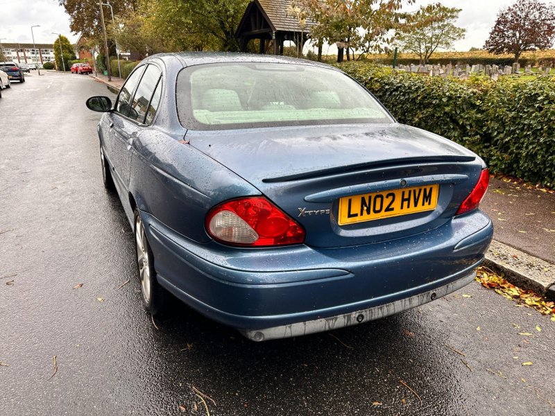 JAGUAR X-TYPE