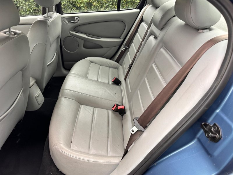 JAGUAR X-TYPE