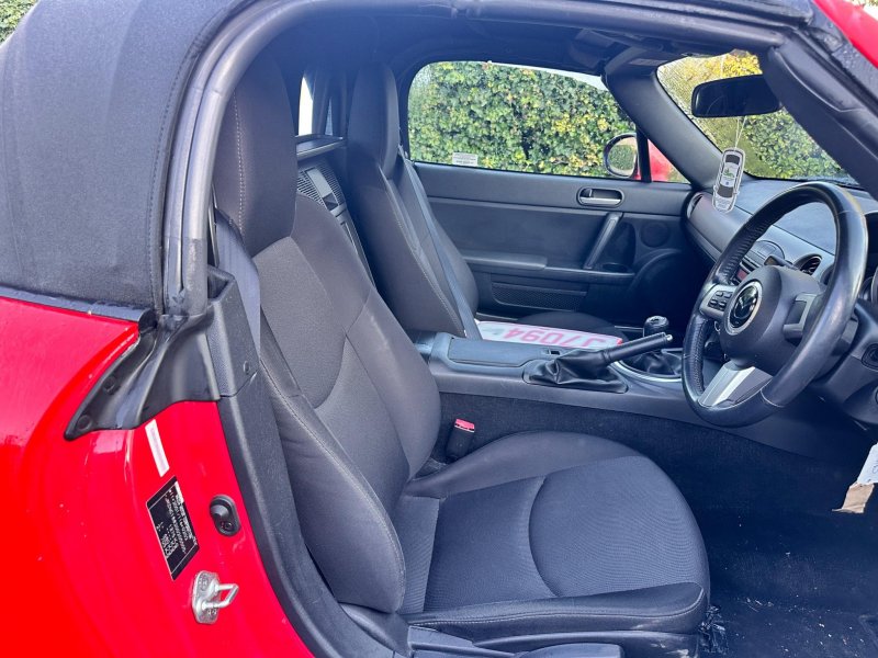 MAZDA MX-5