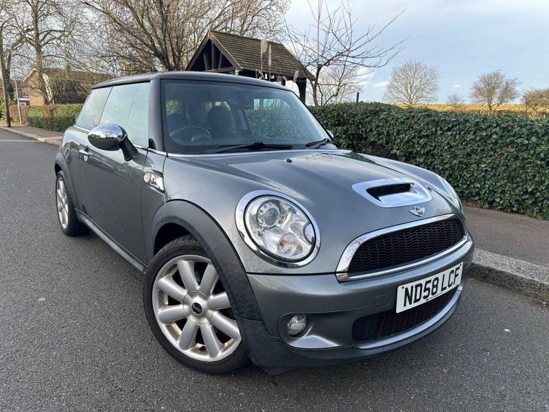 View MINI HATCH 1.6 Cooper S Euro 4 3dr