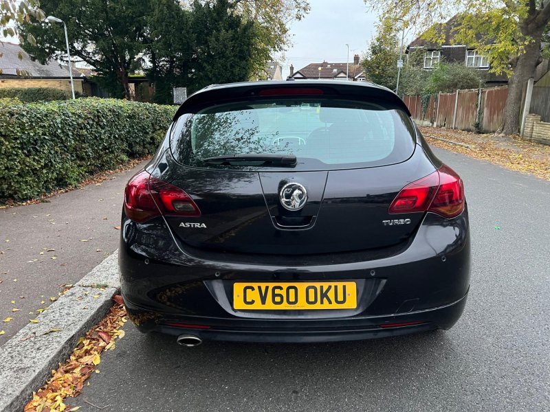 VAUXHALL ASTRA