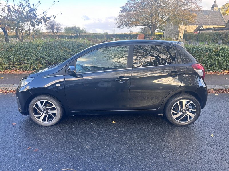 PEUGEOT 108