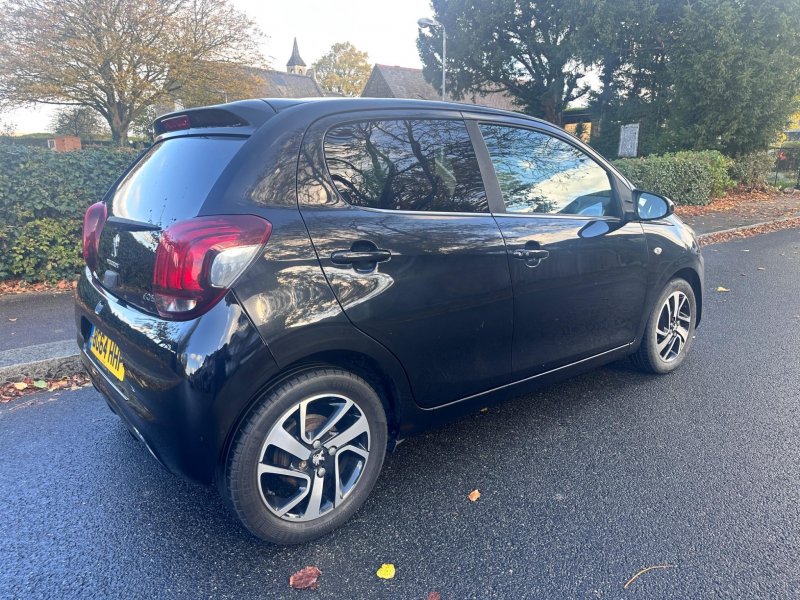 PEUGEOT 108