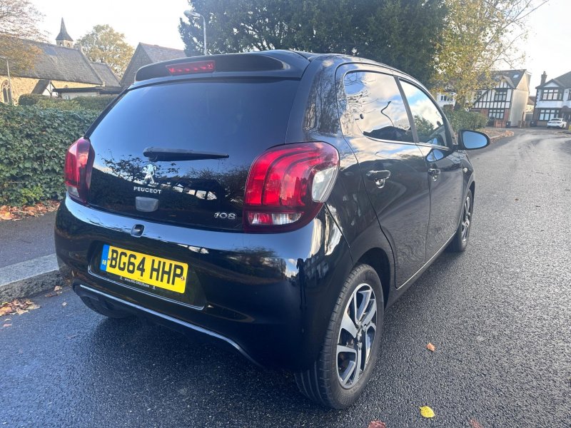 PEUGEOT 108