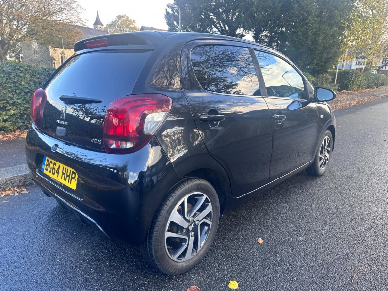 PEUGEOT 108