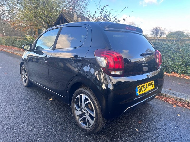 PEUGEOT 108
