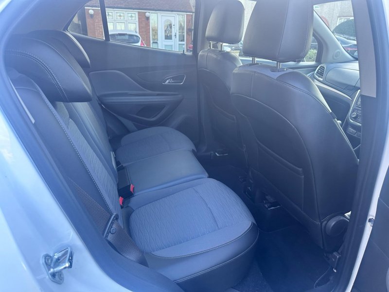 VAUXHALL MOKKA
