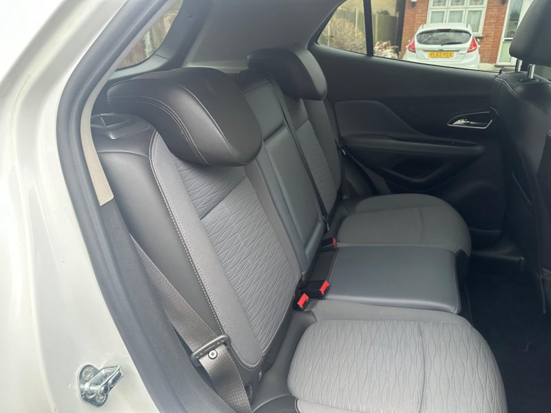 VAUXHALL MOKKA