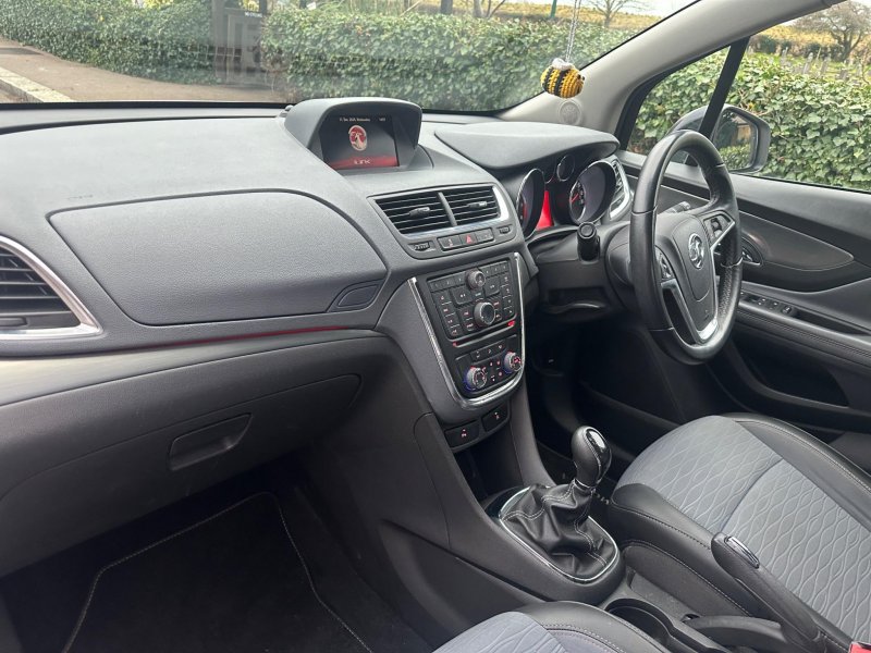 VAUXHALL MOKKA
