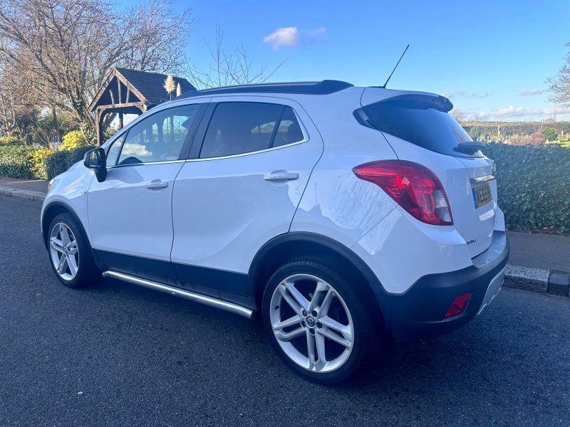 VAUXHALL MOKKA