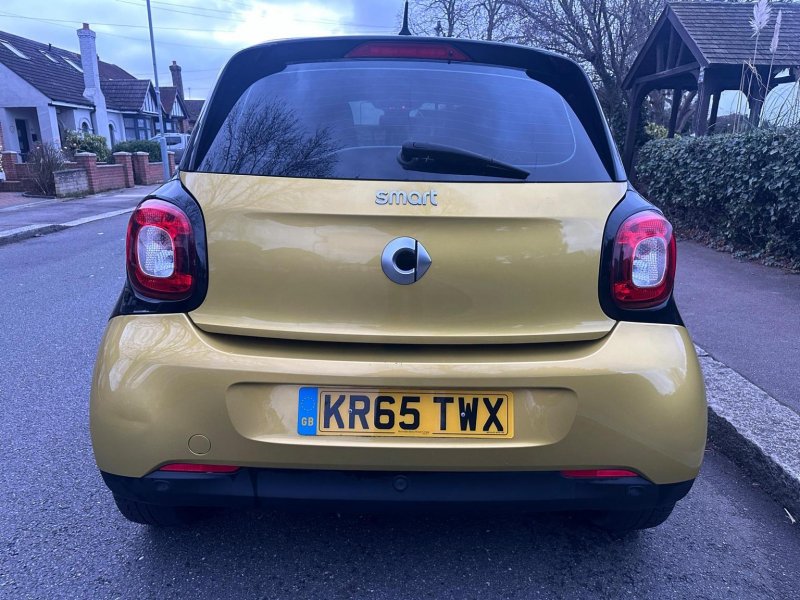 SMART FORFOUR