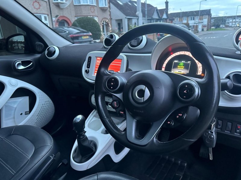 SMART FORFOUR