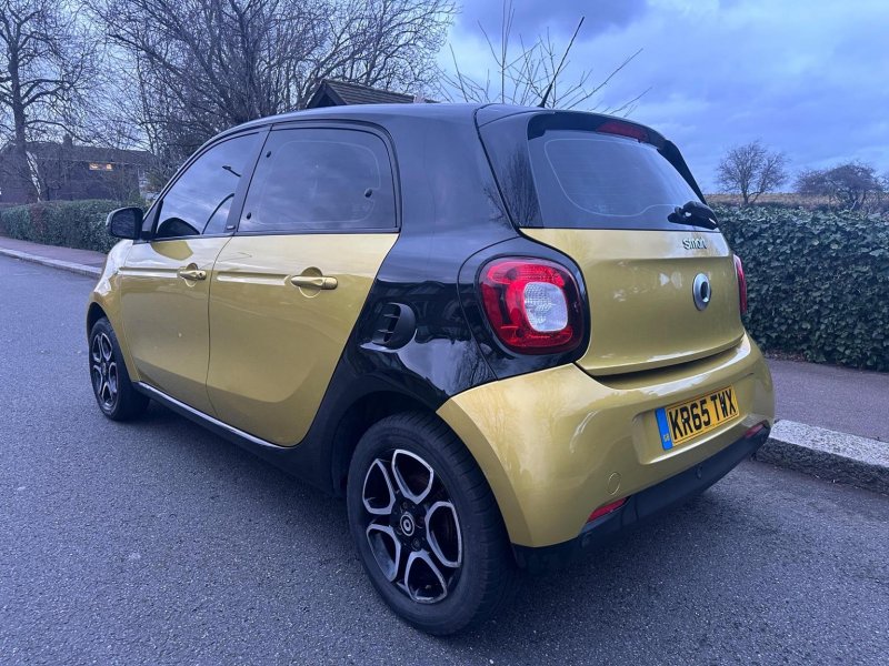 SMART FORFOUR