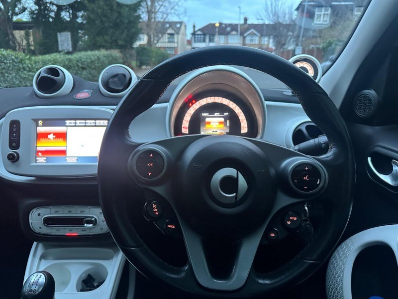 SMART FORFOUR