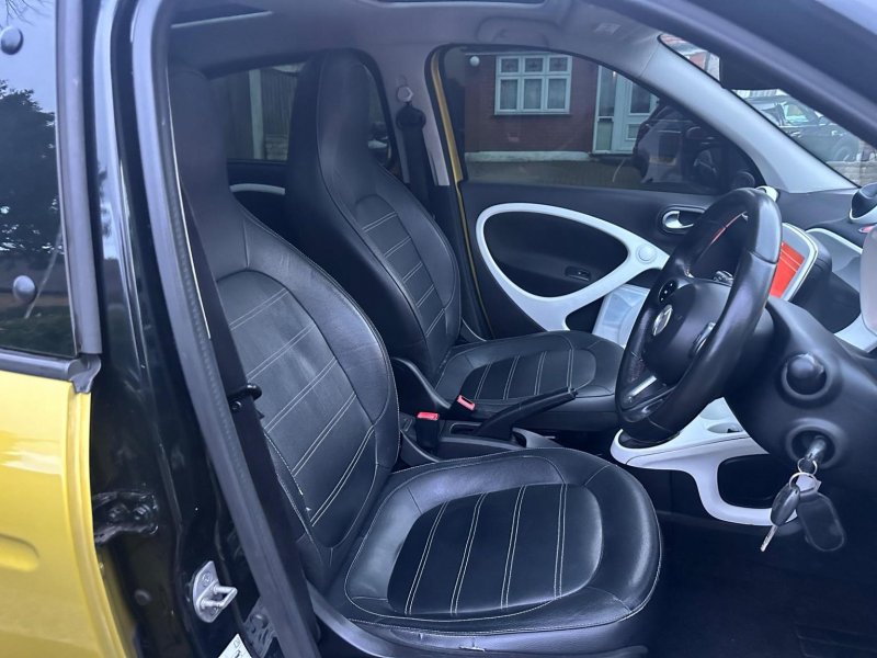 SMART FORFOUR