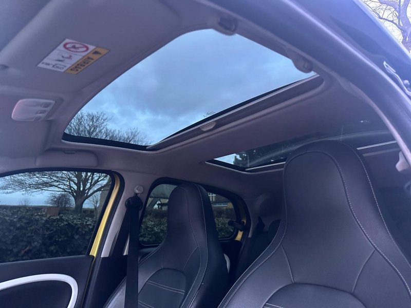 SMART FORFOUR
