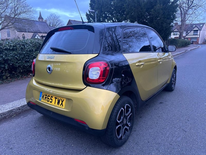 SMART FORFOUR
