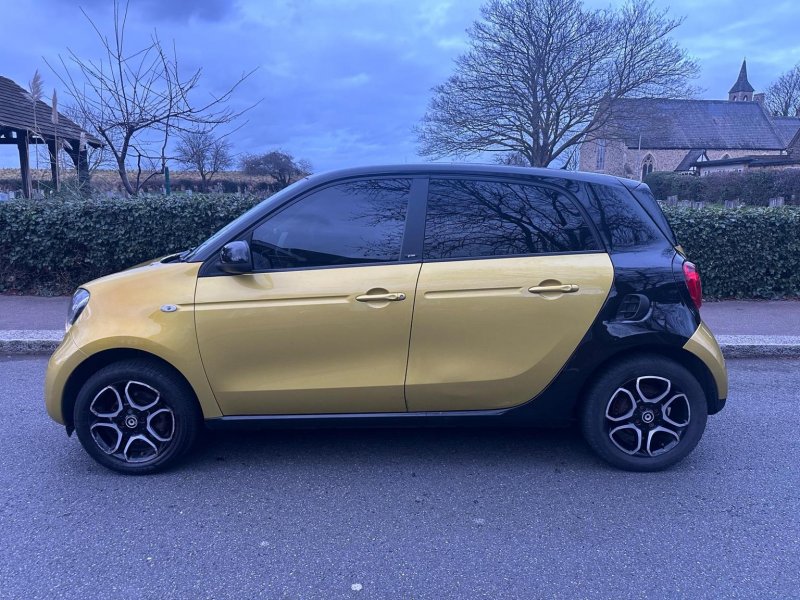SMART FORFOUR