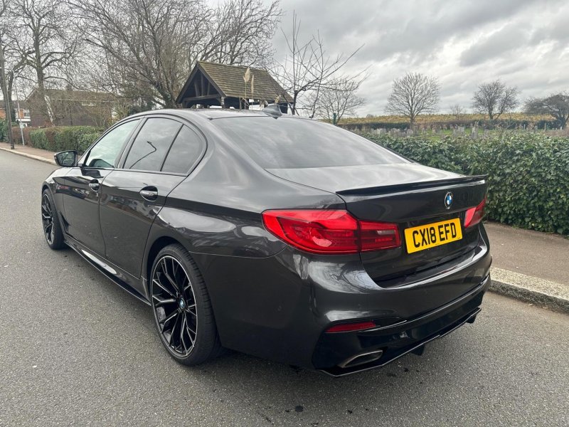 View BMW 5 SERIES 2.0 520i M Sport Auto Euro 6 (s/s) 4dr