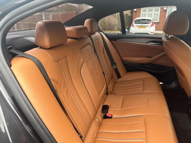 BMW 5 SERIES