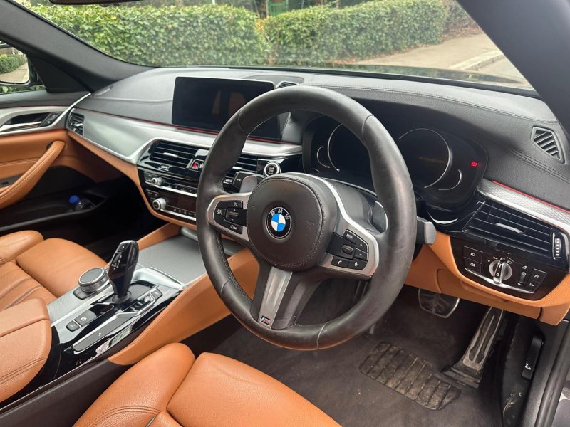 BMW 5 SERIES
